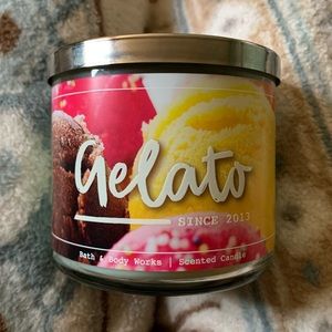 Bath & Body Works Gelato candle
